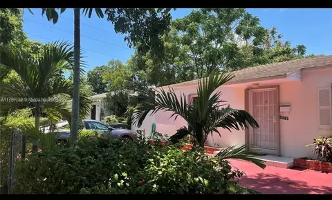 6530 SW 58th Ave, South Miami, FL 33143