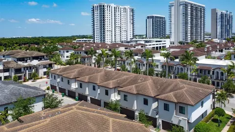 4962 NW 83rd Path #4962, Doral, FL 33166