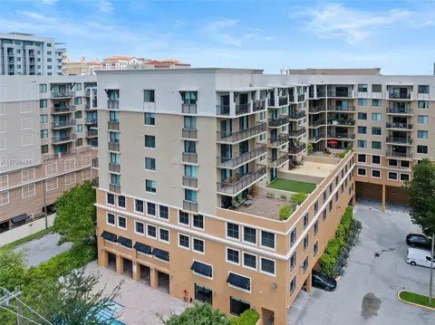3530 SW 22nd St #614, Miami, FL 33145