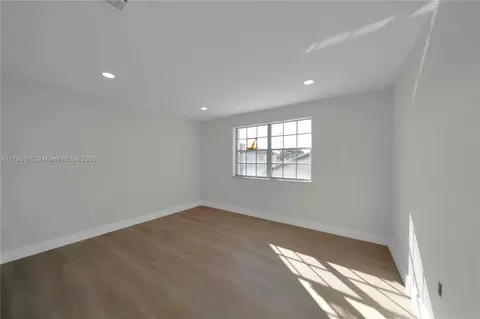 20076 NW 85th Ave, Hialeah, FL 33015 photo 24