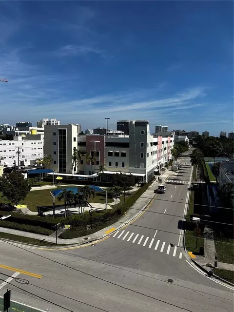 9500 W Bay Harbor Dr #6F, Bay Harbor Islands, FL 33154