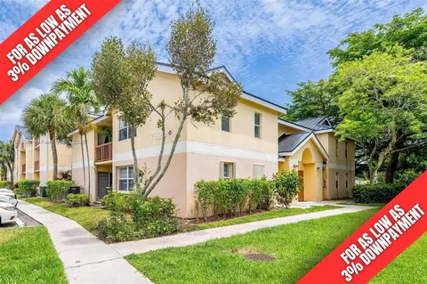 7620 Westwood Dr #216, Tamarac, FL 33321