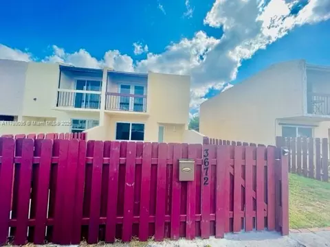 3672 SW 59th Ave #7, Davie, FL 33314