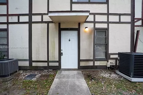 5154 Breckenridge Pl #47, West Palm Beach, FL 33417