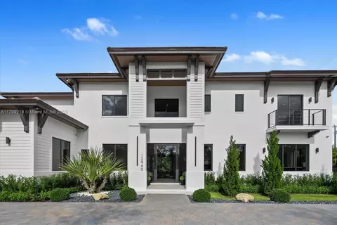 Exterior - 12940 SW 82nd Pl, Pinecrest, FL 33156 photo 11 of 11