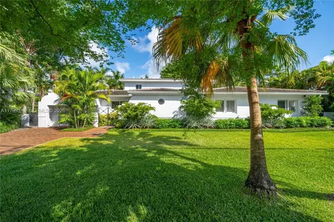 725 Vilabella Ave, Coral Gables, FL 33146