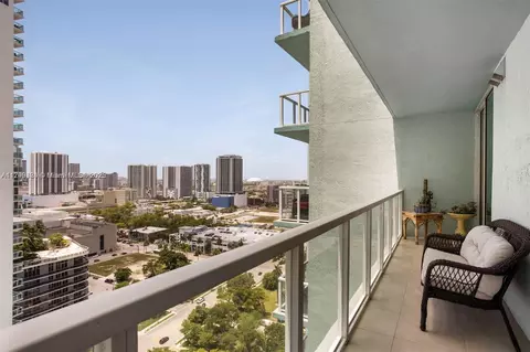 1900 N Bayshore Dr #2307, Miami, FL 33132