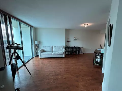 9066 SW 73rd Ct #1504, Miami, FL 33156