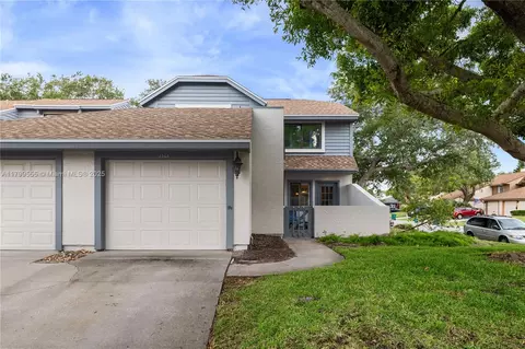 3568 Quail Trl, Melbourne, FL 32935