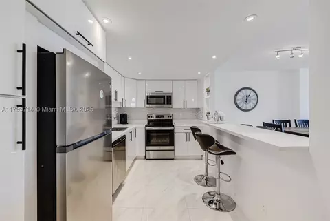 19370 Collins Ave #324, Sunny Isles Beach, FL 33160