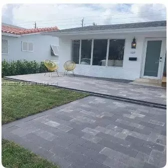 1103 Washington St, Hollywood, FL 33019