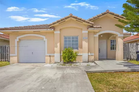 21524 SW 89th Path, Cutler Bay, FL 33189