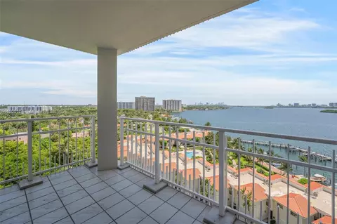 4000 Towerside Ter #1403, Miami, FL 33138