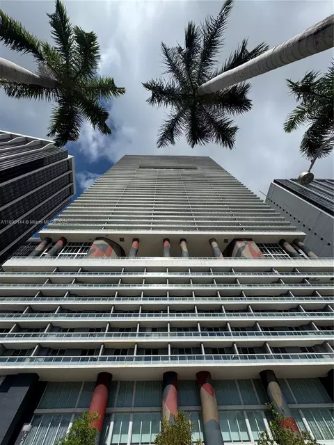 50 Biscayne Blvd #504, Miami, FL 33132