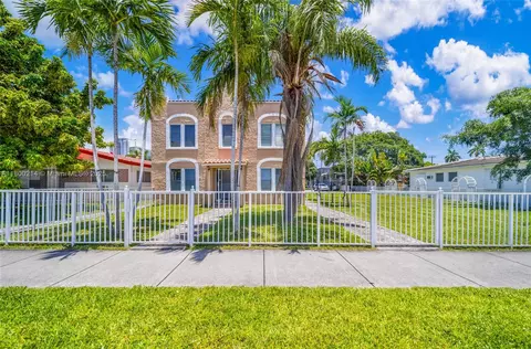 1621 Van Buren St, Hollywood, FL 33020