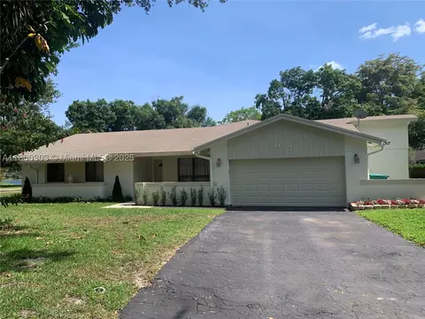 11906 Jennifer Way, Hollywood, FL 33026