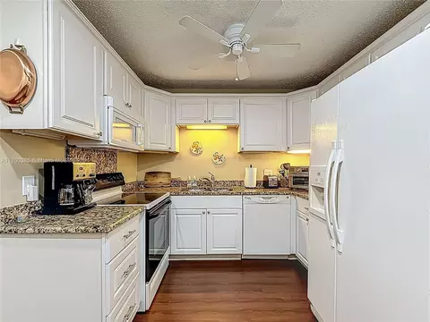 4291 SE Geneva Dr, Stuart, FL 34997 photo 12