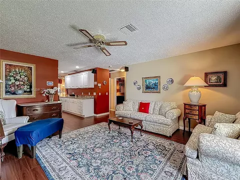 4291 SE Geneva Dr, Stuart, FL 34997 photo 4