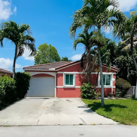 14341 SW 175th Ter, Miami, FL 33177