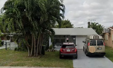 328 SE 2nd Ave, Dania Beach, FL 33004