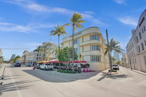 530 Ocean Dr #103, Miami Beach, FL 33139