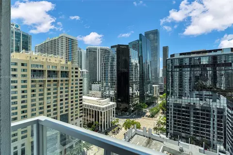 1060 Brickell Ave #1811, Miami, FL 33131