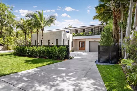 2905 Washington St, Miami, FL 33133