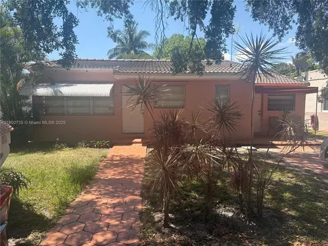 2530 Washington St, Hollywood, FL 33020