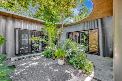 3642 William Ave, Coconut Grove, FL 33133