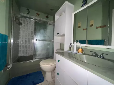 460 E 23rd St #118, Hialeah, FL 33013 photo 10