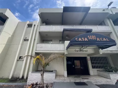 1480 W 46th St #320, Hialeah, FL 33012