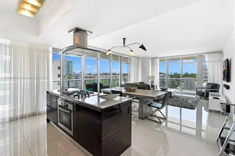 3737 Collins Ave #S-503, Miami Beach, FL 33140