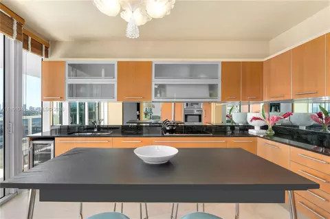 400 Alton Rd #1101, Miami Beach, FL 33139