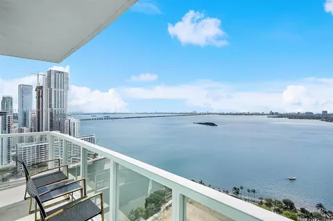 1900 N Bayshore Dr #2915, Miami, FL 33132