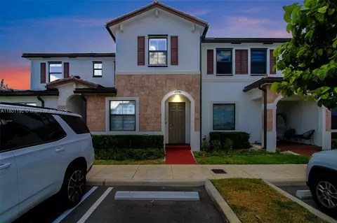11390 W 34th Way, Hialeah, FL 33018