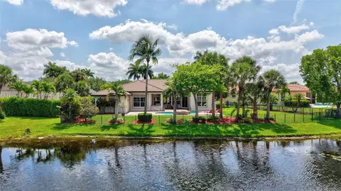 12668 NW 74th Pl, Parkland, FL 33076