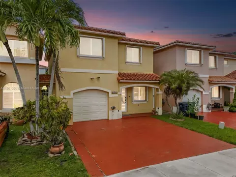 6014 SW 162nd Pl, Miami, FL 33193