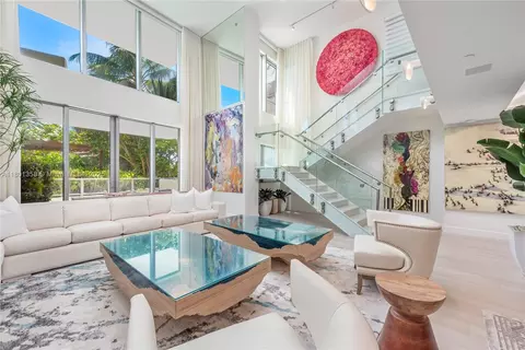125 Ocean Dr #U-0203, Miami Beach, FL 33139