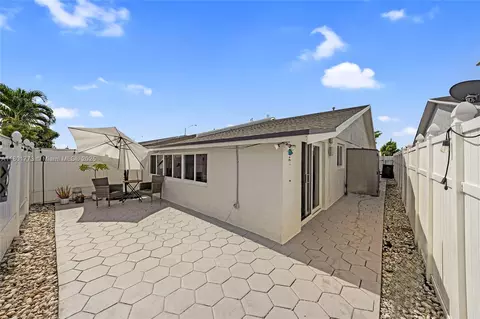 857 W 37th St, Hialeah, FL 33012 photo 31
