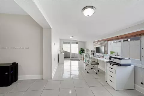 857 W 37th St, Hialeah, FL 33012 photo 28