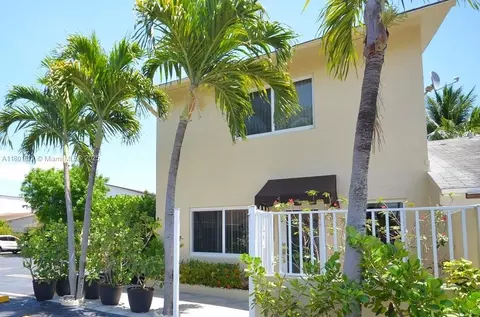 2455 SW 11th St #7A, Miami, FL 33135