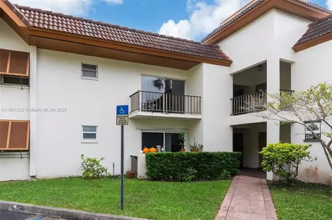 9354 SW 77th Ave #I5, Miami, FL 33156