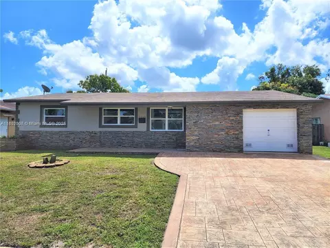 5840 NW 16th St, Sunrise, FL 33313
