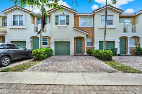 677 NE 21st Ter, Homestead, FL 33033