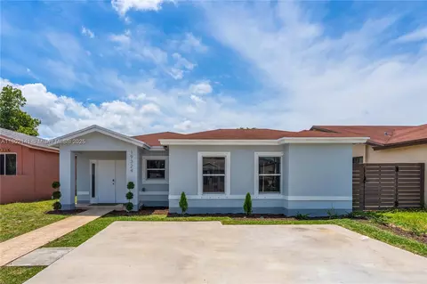19324 SW 120th Ave, Miami, FL 33177
