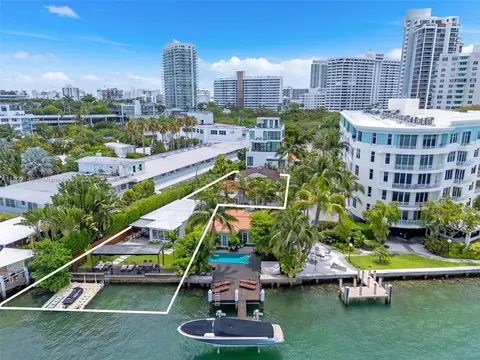 View/Area - 8-10 Century Ln, Miami Beach, FL 33139 photo 1 of 3