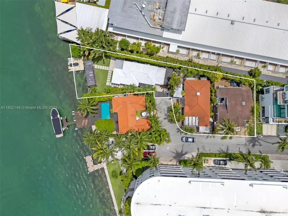 View/Area - 8-10 Century Ln, Miami Beach, FL 33139 photo 2 of 3