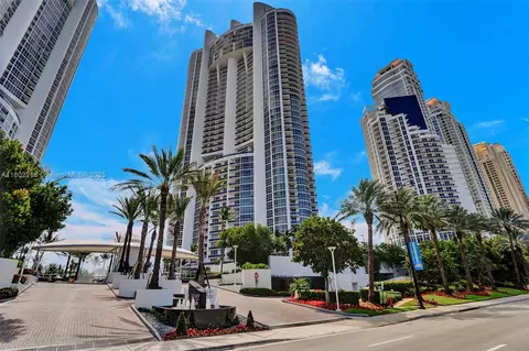 18201 Collins Ave #808, Sunny Isles Beach, FL 33160