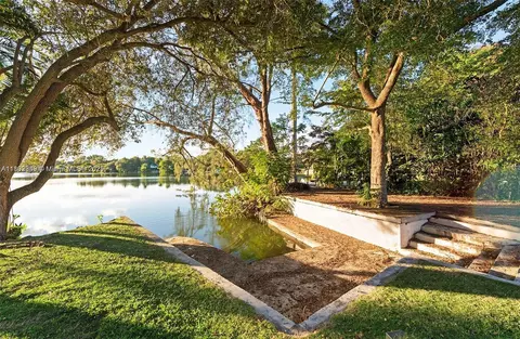 9000 School House Rd, Coral Gables, FL 33156 photo 25