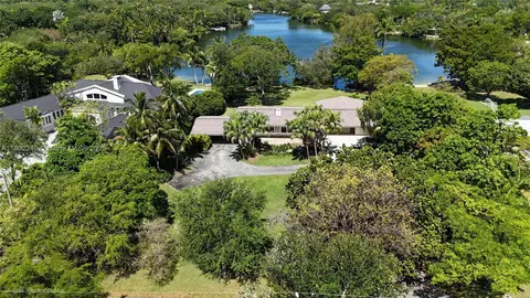 9000 School House Rd, Coral Gables, FL 33156 photo 5